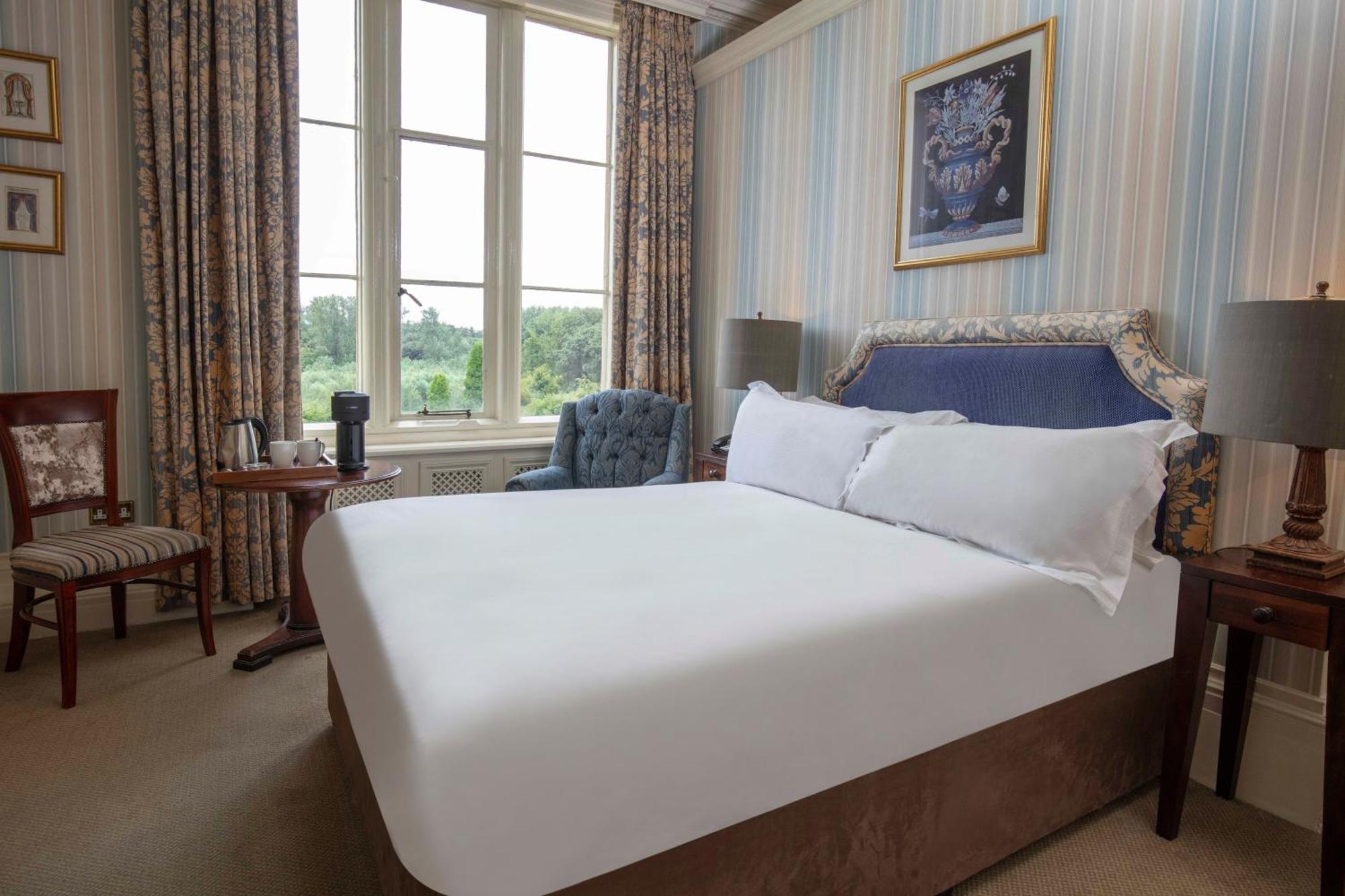 Crewe Hall Hotel & Spa - Cheshire Exterior foto