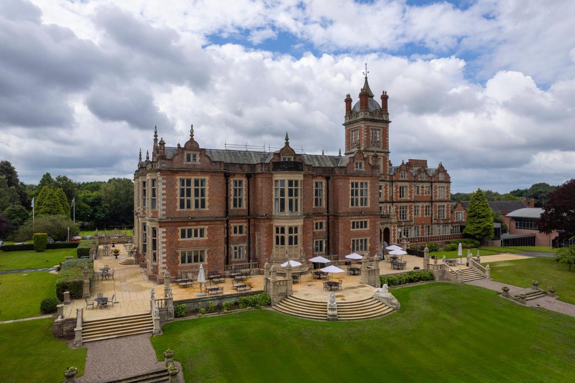 Crewe Hall Hotel & Spa - Cheshire Exterior foto