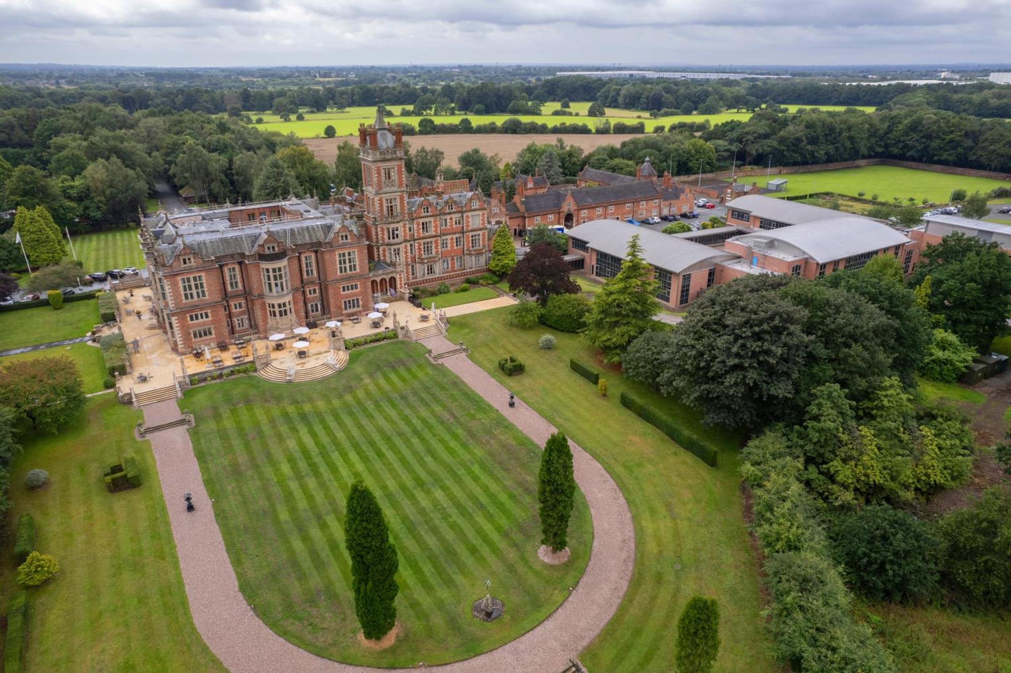 Crewe Hall Hotel & Spa - Cheshire Exterior foto